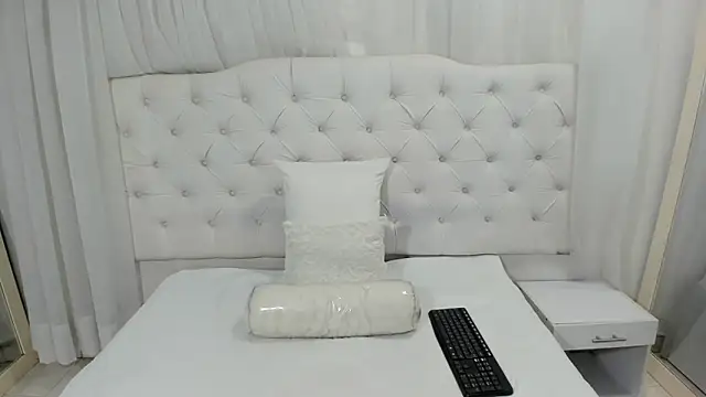 frank jhonsson online show from November 28, 4:51 pm