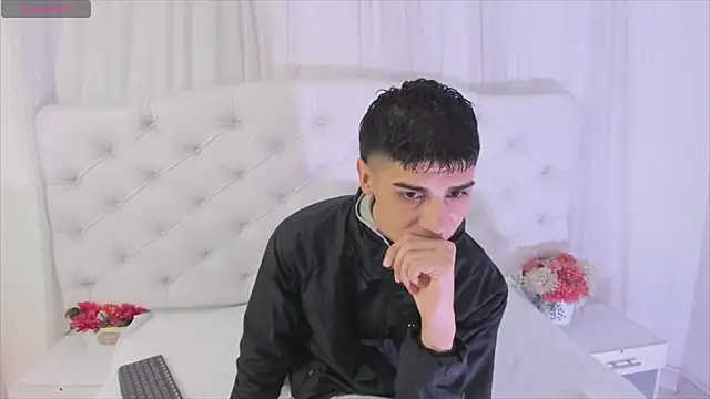 frank jhonsson online show from September 16, 7:04 pm