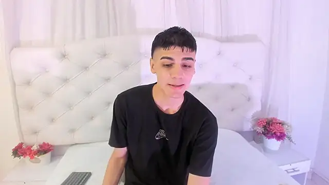 frank jhonsson online show from October 4, 12:07 pm