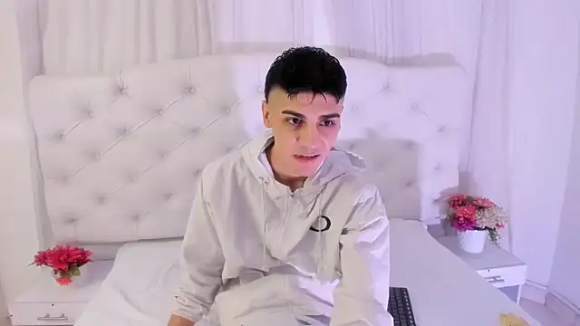 frank jhonsson online show from October 10, 7:04 pm