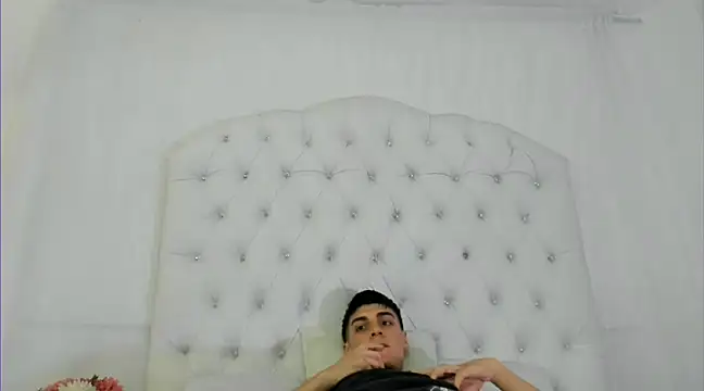 frank jhonsson online show from March 18, 7:12 pm