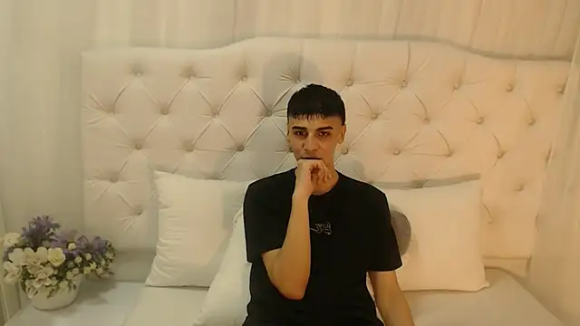 frank jhonsson online show from September 27, 5:08 pm