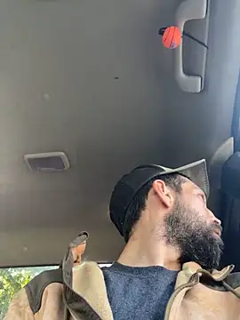 Snapshot of QueenM3 chatting on September 20, 2:33 pm QueenM3 online show from September 20, 2:33 pm