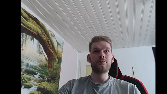 Justforfunc123 online show from April 12, 7:33 am