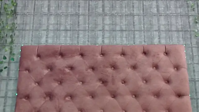 Snapshot of Mia__coluccy chatting on March 22, 10:49 am Mia coluccy online show from March 22, 10:49 am
