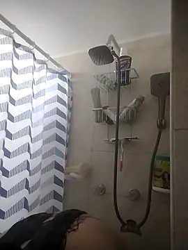 sweetie  annieee online show from October 17, 3:32 am