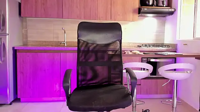 valeria  lewiis online show from February 23, 2:57 pm