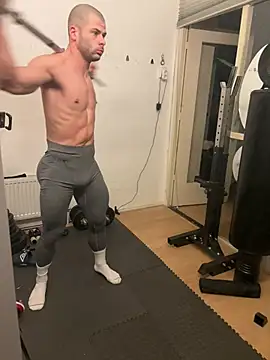 Snapshot of pesyelisa chatting on February 27, 5:07 am pesyelisa online show from February 27, 5:07 am