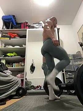 Snapshot of pesyelisa chatting on March 3, 3:54 pm pesyelisa online show from March 3, 3:54 pm