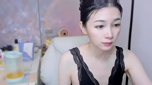 Snapshot of A_dabo chatting on February 5, 3:19 pm A dabo online show from February 5, 3:19 pm