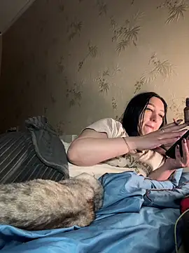 Naughtbaby 2025 online show from November 28, 4:34 am