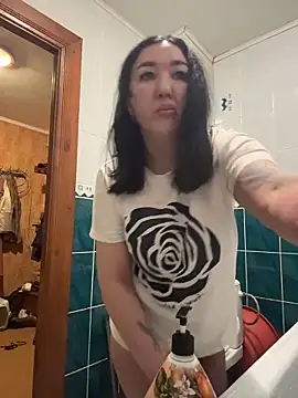 Snapshot of Naughtbaby_2025 chatting on February 27, 1:28 am Naughtbaby 2025 online show from February 27, 1:28 am