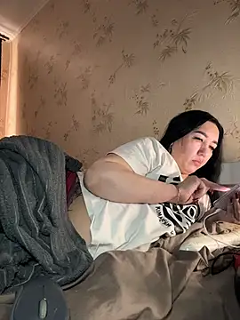 Snapshot of Naughtbaby_2025 chatting on February 27, 1:33 pm Naughtbaby 2025 online show from February 27, 1:33 pm