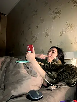 Naughtbaby 2025 online show from October 30, 1:59 am