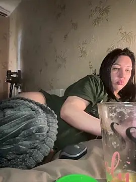Snapshot of Naughtbaby_2025 chatting on September 27, 1:50 pm Naughtbaby 2025 online show from September 27, 1:50 pm