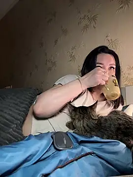 Naughtbaby 2025 online show from November 4, 2:26 am