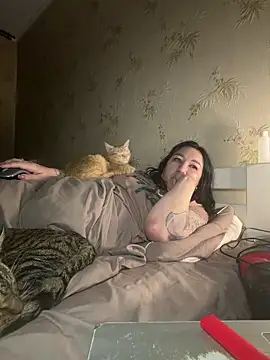 Naughtbaby 2025 online show from March 19, 1:27 am