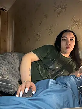 Naughtbaby 2025 online show from June 12, 12:25 pm