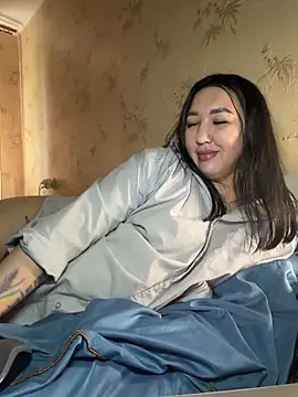 Snapshot of Naughtbaby_2025 chatting on May 7, 1:14 pm Naughtbaby 2025 online show from May 7, 1:14 pm