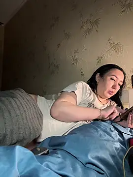 Naughtbaby 2025 online show from November 22, 3:33 pm