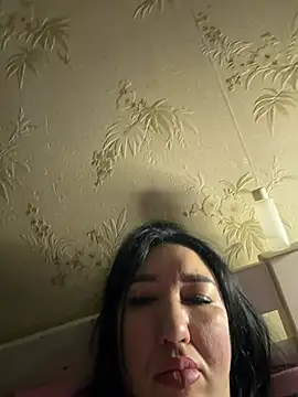 Naughtbaby 2025 online show from April 6, 11:50 pm