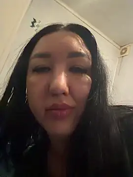 Naughtbaby 2025 online show from April 28, 2:32 pm