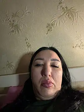 Naughtbaby 2025 online show from April 1, 1:08 am