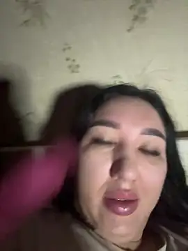 Snapshot of Naughtbaby_2025 chatting on February 3, 1:27 am Naughtbaby 2025 online show from February 3, 1:27 am