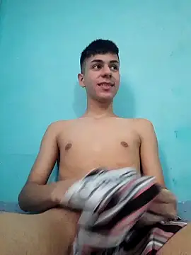 Snapshot of Johann_sex chatting on March 8, 7:42 pm Johann sex online show from March 8, 7:42 pm