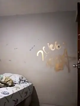 LeonRoots online show from March 2, 1:06 am