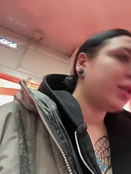 AlishaPrettyBlade online show from March 26, 5:06 am