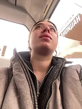 AlishaPrettyBlade online show from April 16, 6:47 am