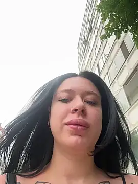 AlishaPrettyBlade online show from June 14, 7:53 am