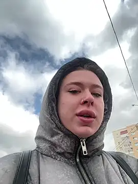 AlishaPrettyBlade online show from April 6, 6:03 am