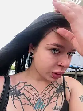 AlishaPrettyBlade online show from July 15, 4:52 am