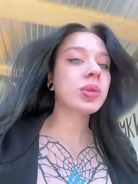 AlishaPrettyBlade online show from May 16, 10:36 am