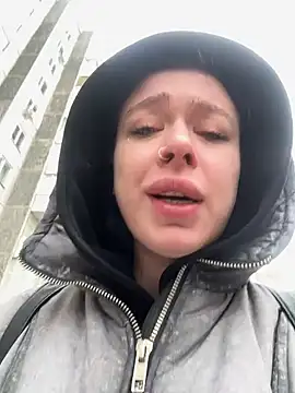 AlishaPrettyBlade online show from March 6, 4:51 am