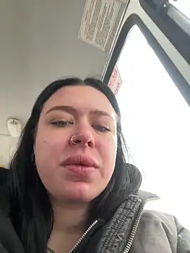 AlishaPrettyBlade online show from April 21, 5:36 am