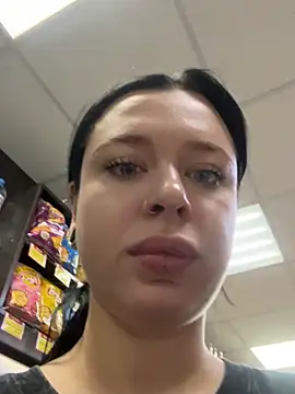 AlishaPrettyBlade online show from September 25, 10:21 am