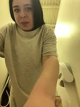 AlishaPrettyBlade online show from February 25, 6:36 am