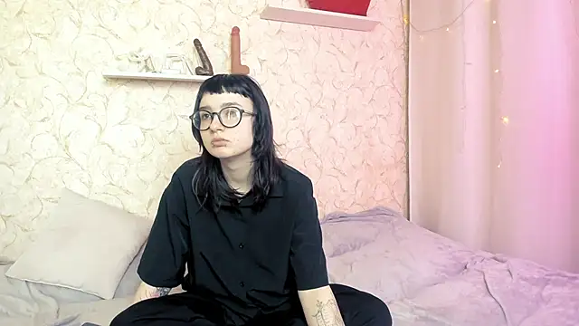 Snapshot of Nasy chatting on March 5, 10:11 am Nasy online show from March 5, 10:11 am