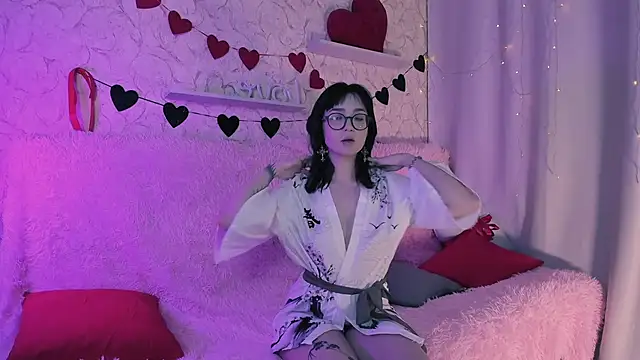 Snapshot of Nasy chatting on February 18, 11:22 am Nasy online show from February 18, 11:22 am