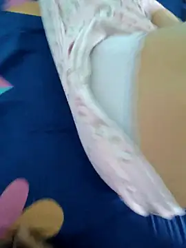 Snapshot of HorNy_Bro_Sis chatting on October 24, 5:39 am HorNy Bro Sis online show from October 24, 5:39 am