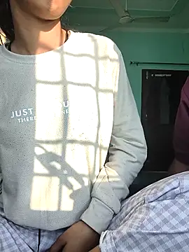 HorNy Bro Sis online show from February 20, 11:23 am