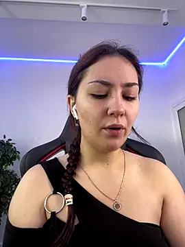 Snapshot of AshleySkott_ chatting on September 19, 8:07 am AshleySkott online show from September 19, 8:07 am