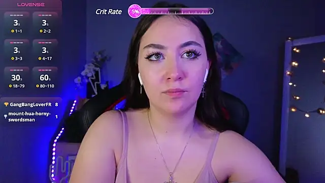 Snapshot of AshleySkott_ chatting on March 21, 2:18 pm AshleySkott online show from March 21, 2:18 pm