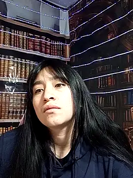 Snapshot of Arielle_lov chatting on April 7, 10:17 am Arielle lov online show from April 7, 10:17 am