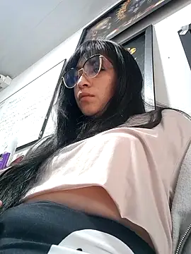 Arielle lov online show from October 19, 11:13 am