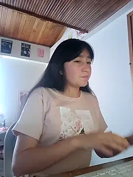 Arielle lov online show from October 25, 1:34 pm