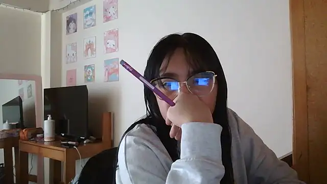 Arielle lov online show from November 3, 9:40 pm